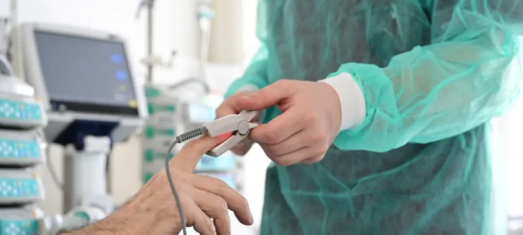 Arbeitgeber fordern die Abschaffung der kostenlosen Mitversicherung für Ehepartner