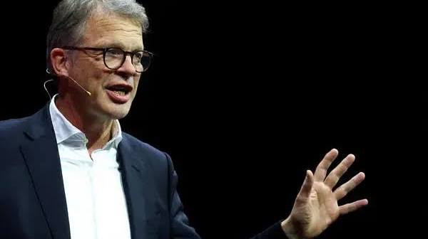 Ex-Manager der Deutschen Bank hetzt die EZB gegen das Geldhaus auf