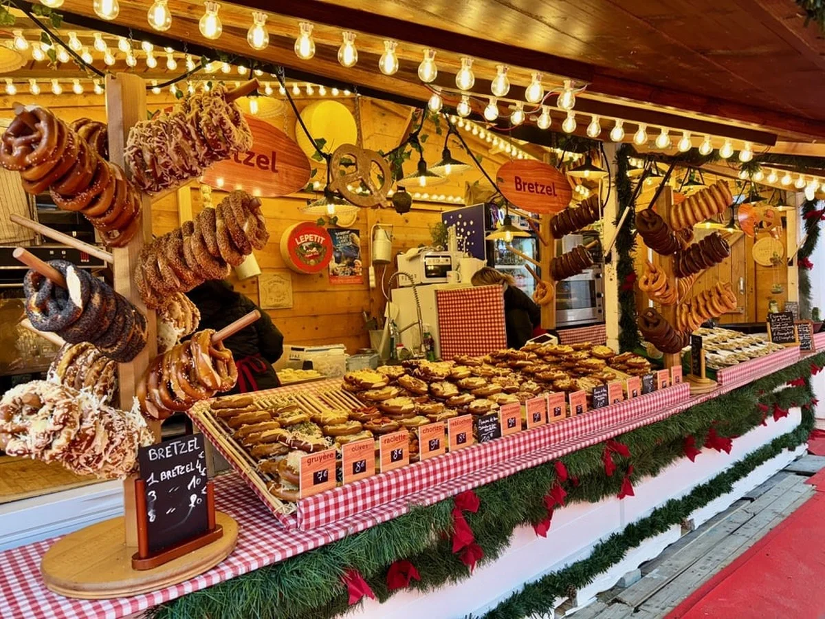 5 Euro für die Bratwurst: Der versteckte Grund, warum wir für Weihnachtsmarkt-Würstel jetzt doppelt zahlen - image 1