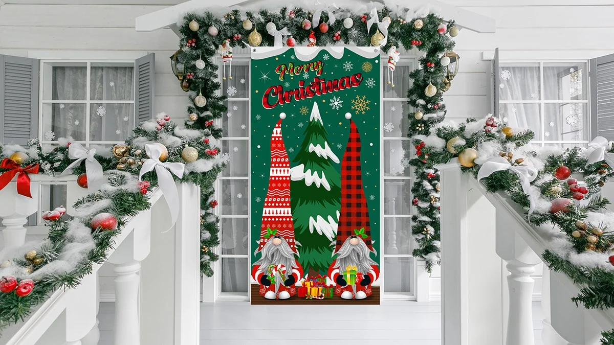 Darum verstecken Österreicher jetzt saure Gurken im Christbaum – und was die Wichteltür damit zu tun hat - image 2