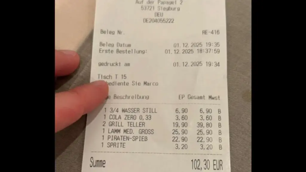 Ich habe das Trinkgeld bei 100 Euro Rechnung gestrichen – die Erklärung des Gasts ist ein Schock