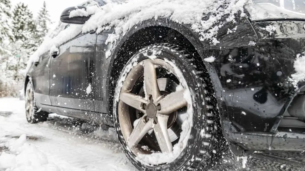 Warum erfahrene Autofahrer vor dem Winter diesen 5-Euro-Trick anwenden