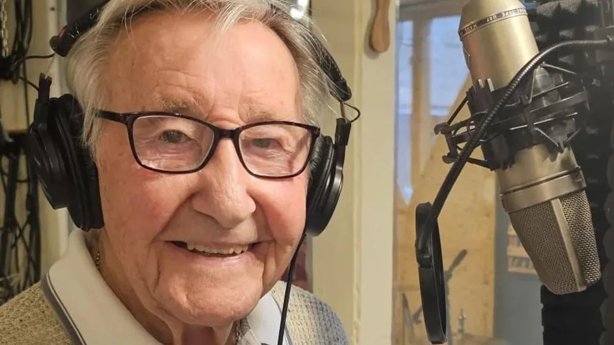 93-jähriger Rentner erobert mit Pop-Songs auf Social Media die Herzen - image 1