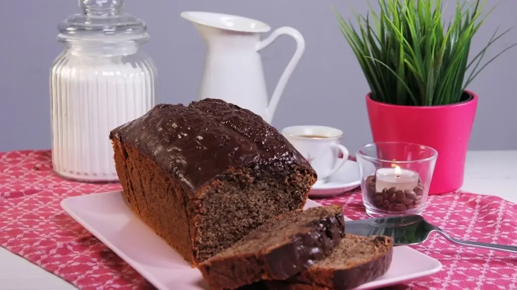 Der einfache Rotweinkuchen, der die ganze Familie begeistert