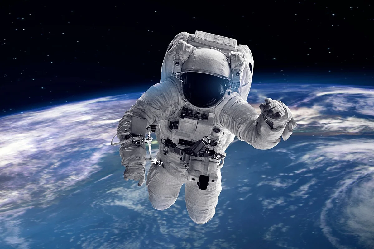 Deshalb lernen Astronauten, sich selbst Zähne zu ziehen (und was das mit Weihnachten im All zu tun hat) - image 1