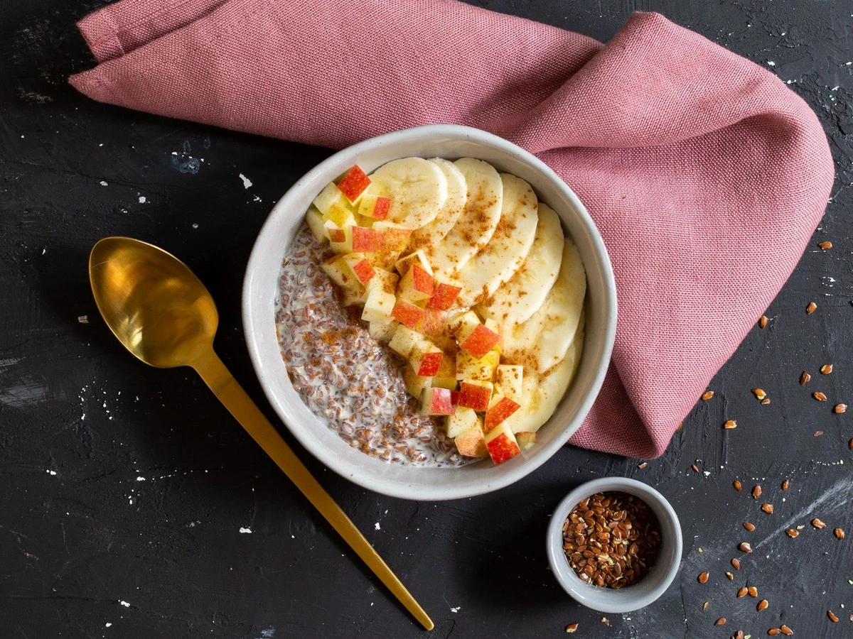 Leinsamen: Ganz oder geschrotet? Das verrät die Expertin über die optimale Zubereitung - image 2