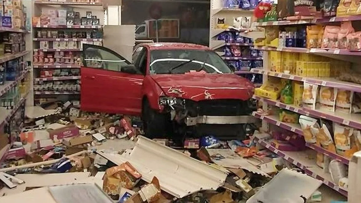 Weinflasche im Supermarkt zerbrochen: Wer zahlt – und was du jetzt sofort tun musst - image 1