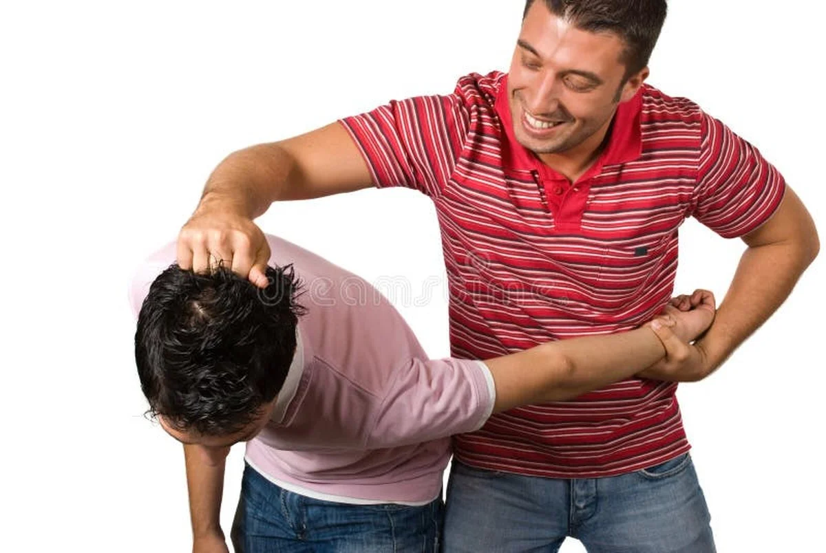 Wenn ein Grill die Provinz spaltet: Hape Kerkeling mittendrin in eskalierender Wurst-Debatte - image 2