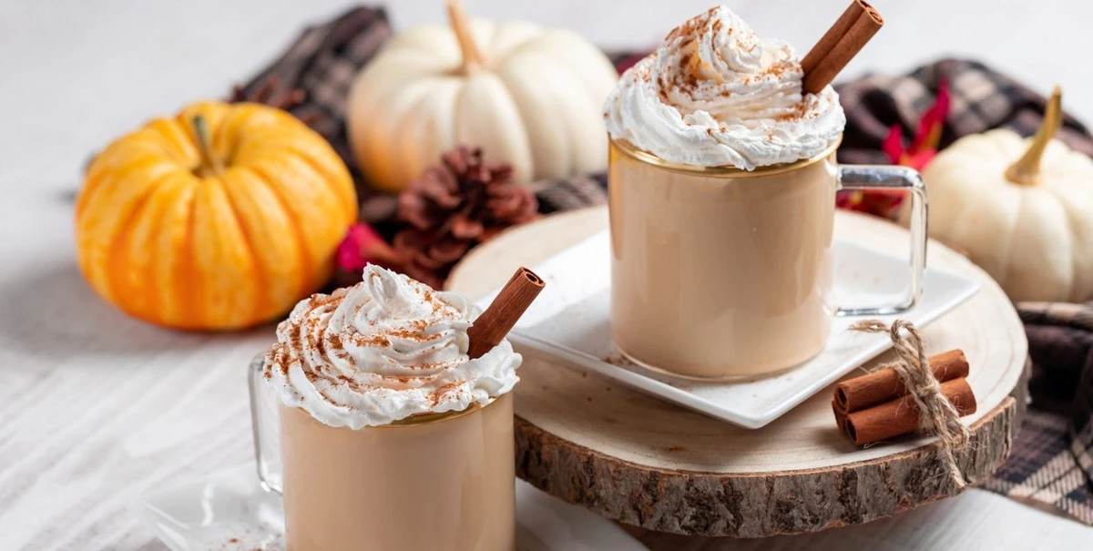 Gemütlicher Genuss: So zaubern Sie Bombardino mit Eierlikör und Sahne - image 2