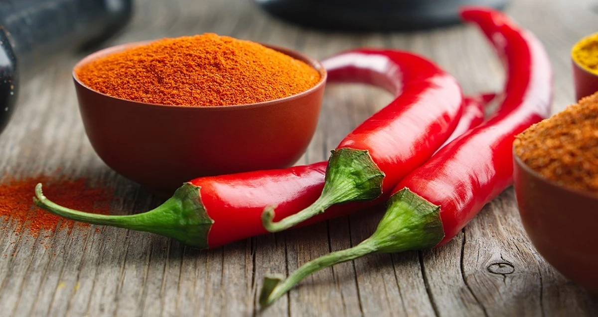 Chili: Der leichte Weg zum Wunschgewicht? Drei überraschende Effekte der scharfen Frucht - image 1